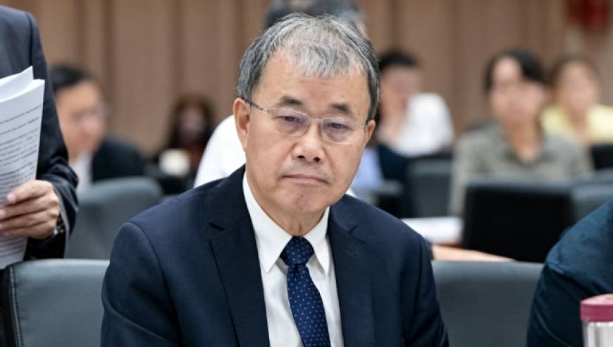 “台独”顽固分子郑英耀是谁？