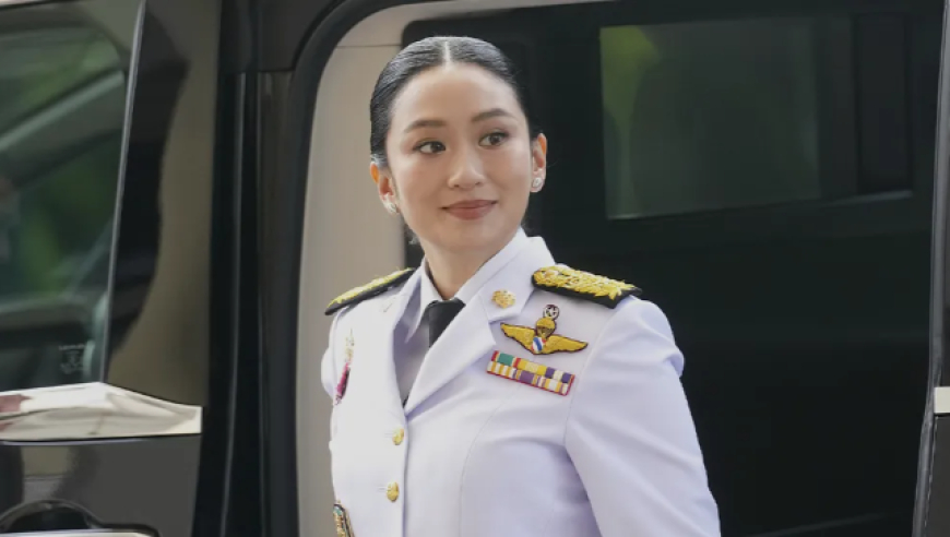 泰国三天两换总理，准备迎回佩通坦？