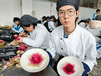 中考720分小伙高二转校读职高：渴望成为国家一级厨师