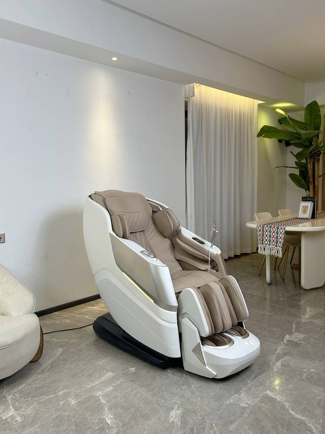 按摩椅真实体验：奥佳华7508X双机芯使用报告