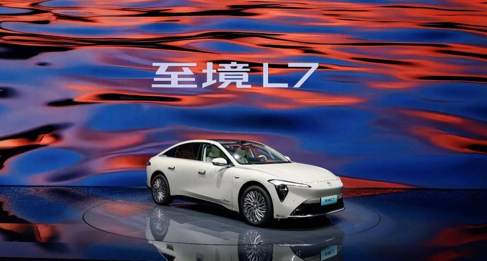 别克至境L7正式上市，限时权益价16.99万~2...
