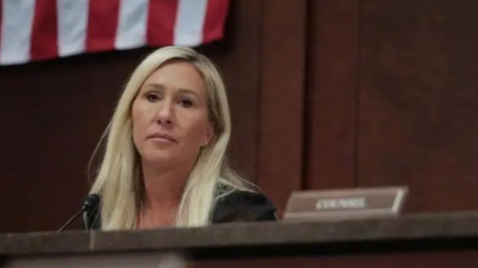 昔日盟友辞职后怒喷特朗普