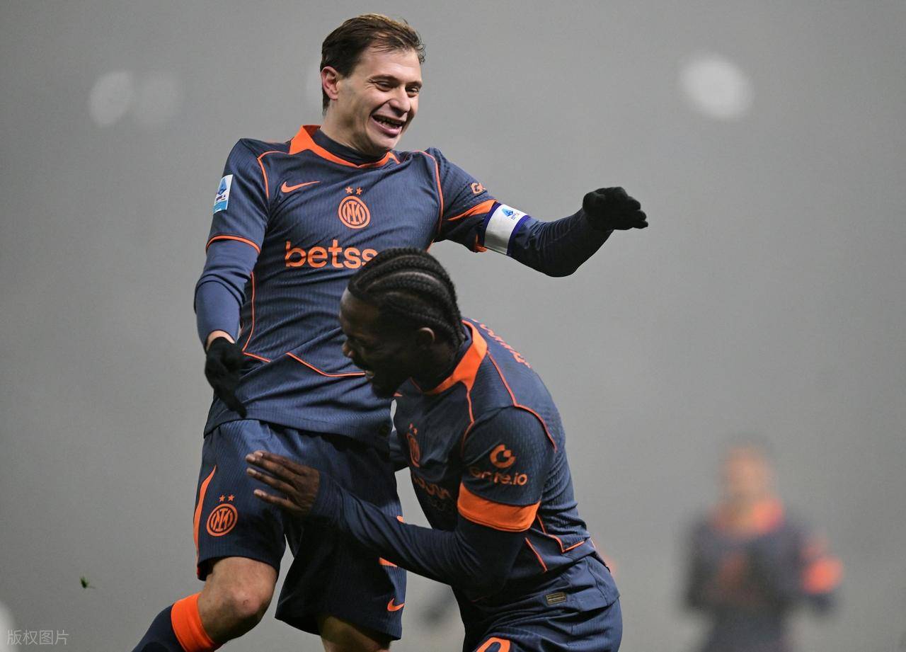 意甲最新积分战报 国米6连胜4分优势领跑 那不勒斯无力超AC米兰