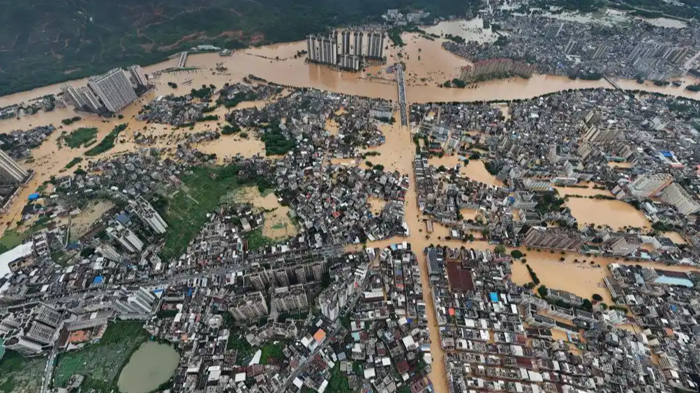 广东怀集洪水致超18万人受灾