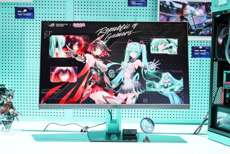 BW2025 ROG绝神 RO姬x初音未来版电竞...