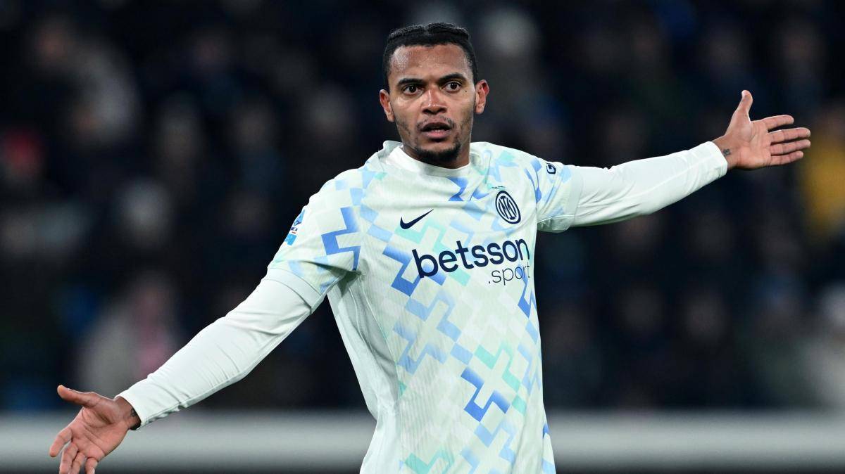 阿坎吉：在国米进球机会比在曼城时多，在英超对手不给你空间