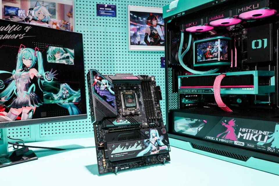 梦幻破次元，华硕ROG X870主板新品燃爆BW...