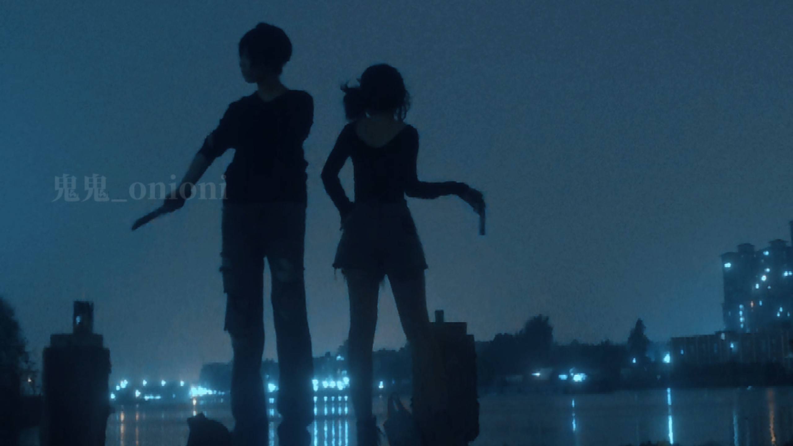 纠缠不清的爱，从流出同样的血开始。