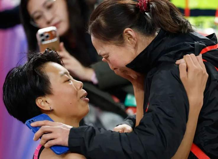 女子100米栏冠军刘景扬的成长故事