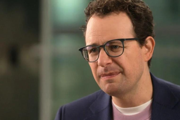 Anthropic CEO：最快明年，一半初级白领下岗，失业率将达10%-20%