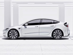 特斯拉中国 Model 3 / Y 长续航版车型宣布升级：前者涨价 1 万元（现 28.55 万元），续航提升 + 标配加速包