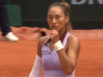 郑钦文2-0阿兰戈晋级法网32强 第三轮对决姆博科